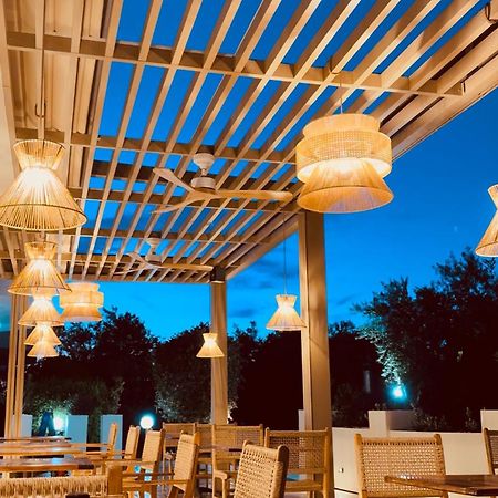 فندق بانثون تسيليفي المظهر الخارجي الصورة